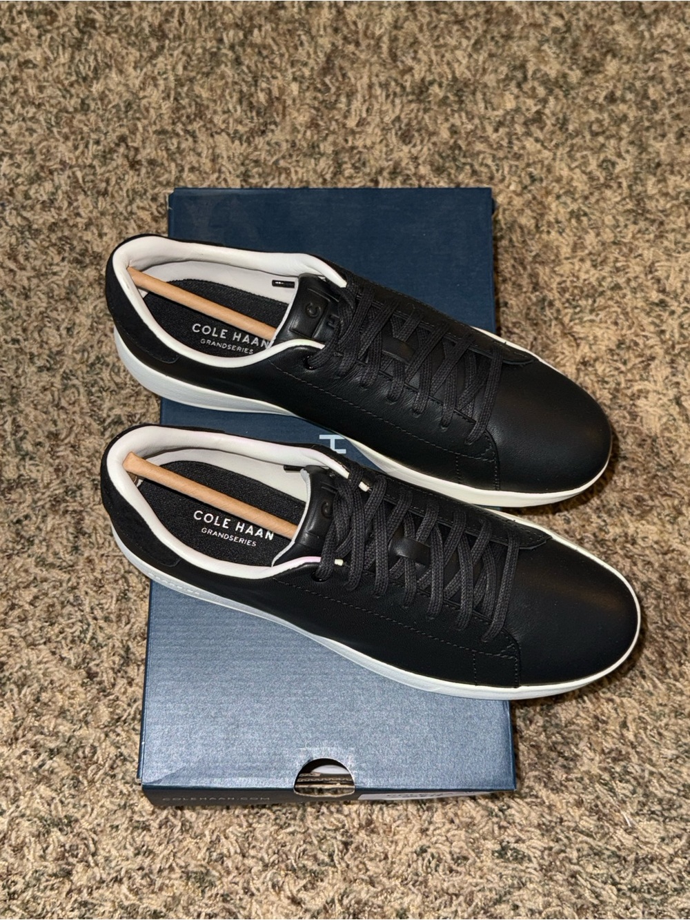 Cole Haan Womens Grandpro Tennis Sneakers Black Optic White size 8.5B W02896 - Picture 2 of 8